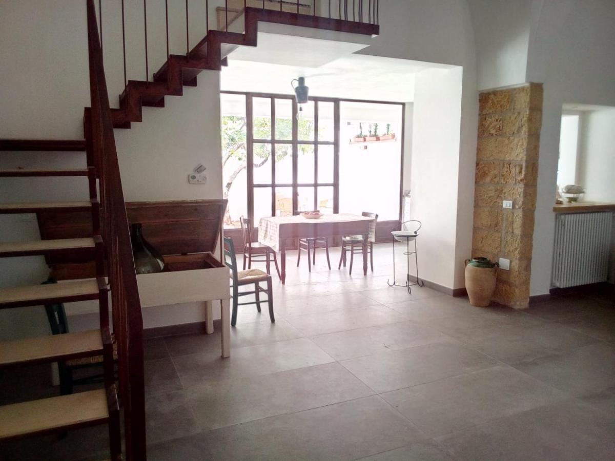 Bed and Breakfast Cortile Calinea Кастриньяно-дель-Капо Экстерьер фото