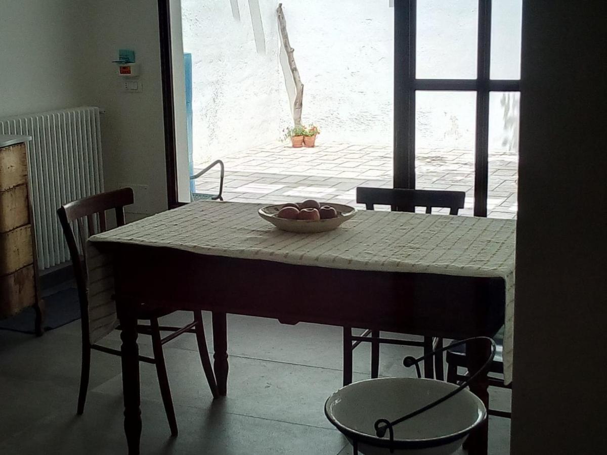 Bed and Breakfast Cortile Calinea Кастриньяно-дель-Капо Экстерьер фото
