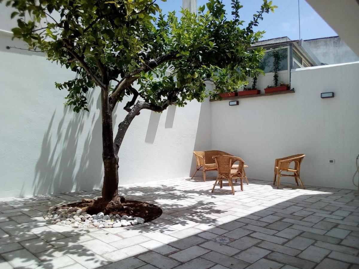 Bed and Breakfast Cortile Calinea Кастриньяно-дель-Капо Экстерьер фото