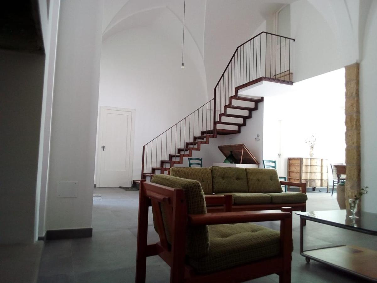 Bed and Breakfast Cortile Calinea Кастриньяно-дель-Капо Экстерьер фото
