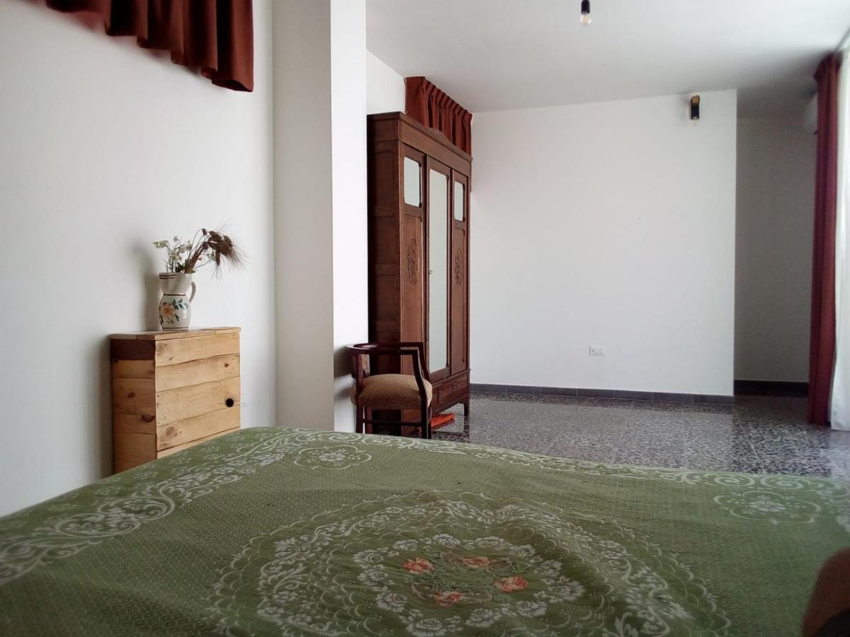 Bed and Breakfast Cortile Calinea Кастриньяно-дель-Капо Экстерьер фото